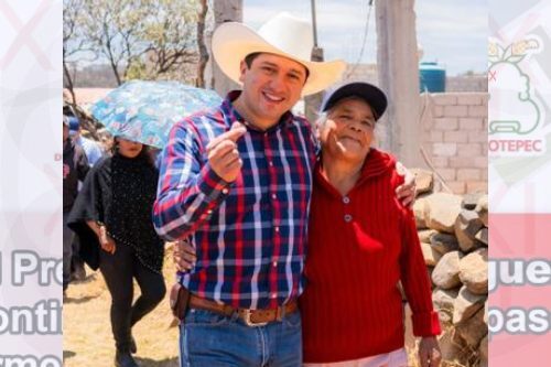 El presidente Rodolfo Noguez continúa trabajando con paso firme en Jilotepec
